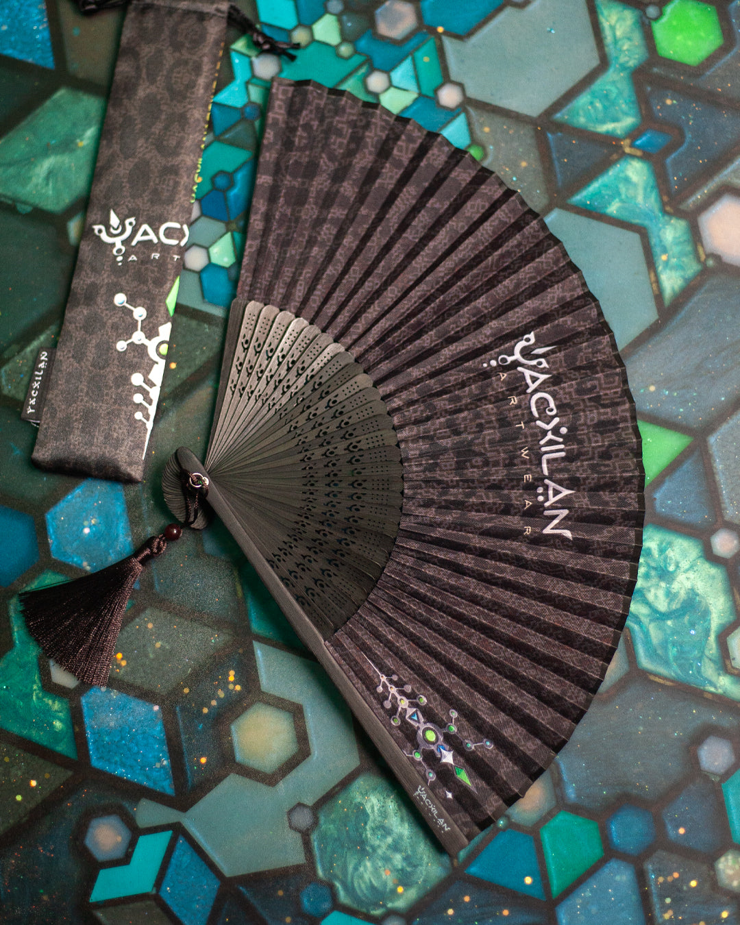 Hand Fan / Bamboo - LEOPARDUS